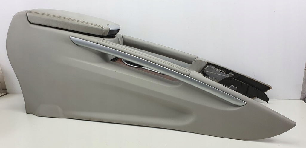 фото №1, Тунель середній підлокітник mercedes-benz оригінальний номер a1646800314