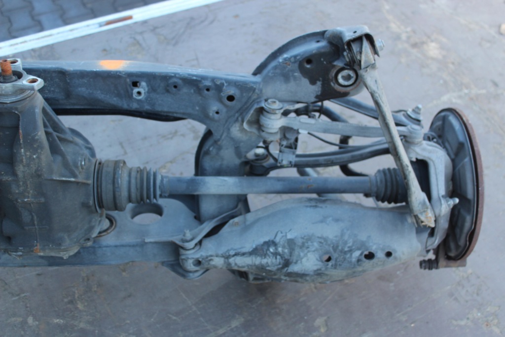 Mercedes slk r172 w172 підвіска задні задній балка підрамник міст привідний вал комплект Київ