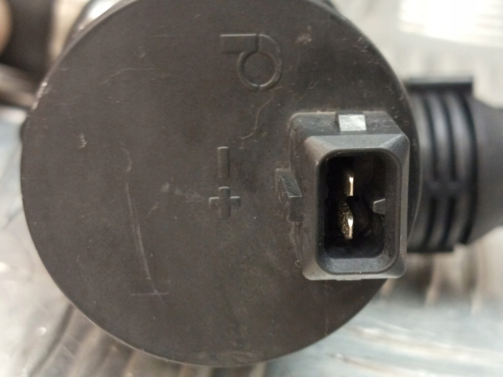 Bmw e70 f15 f16 дополнительная насос воды 9197085 Оригинал