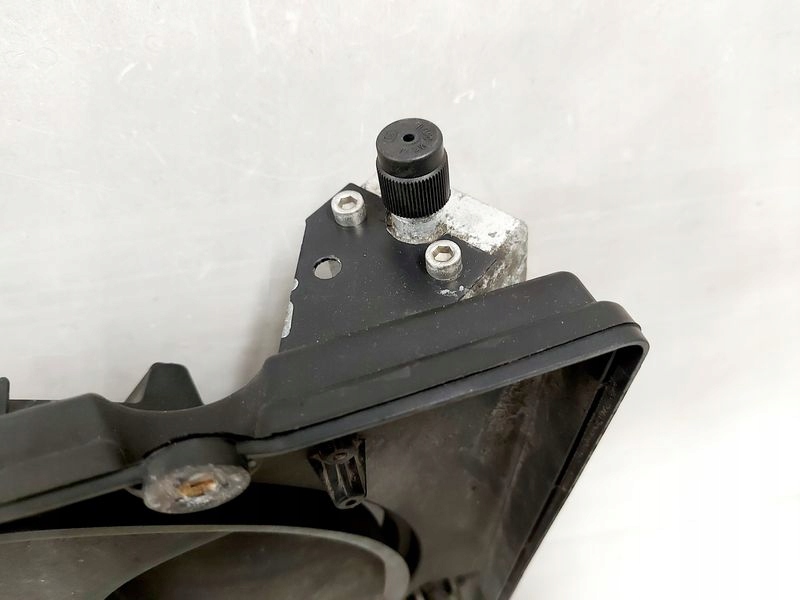 фото №7, Renault scenic 1 1.6 8v b вентилятор корпус wody