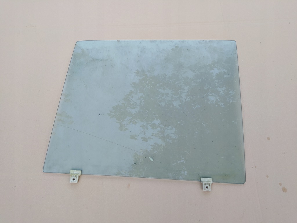 фото №1, Nissan patrol gr y60 стекло боковая задняя