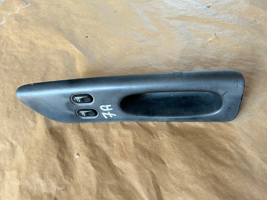 фото №1, Перемикач відкривання вікон renault laguna i lift