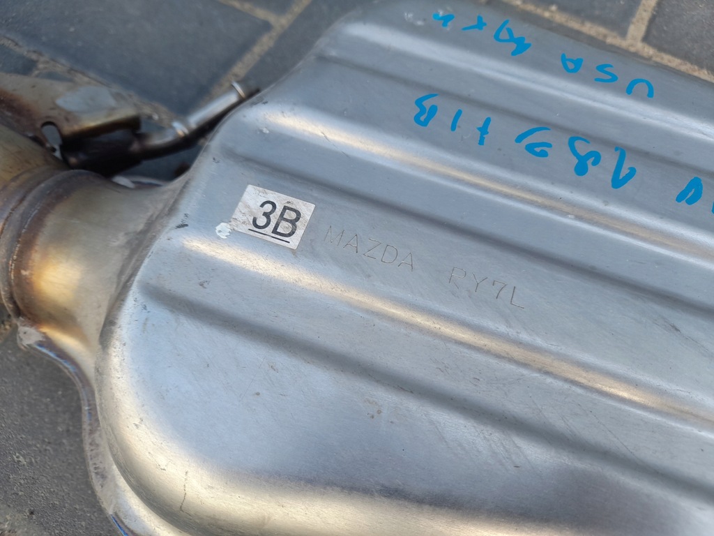 фото №12, Mazda 3 iv 19- вихлоп гасник труба 2.5 4x4 hb usa