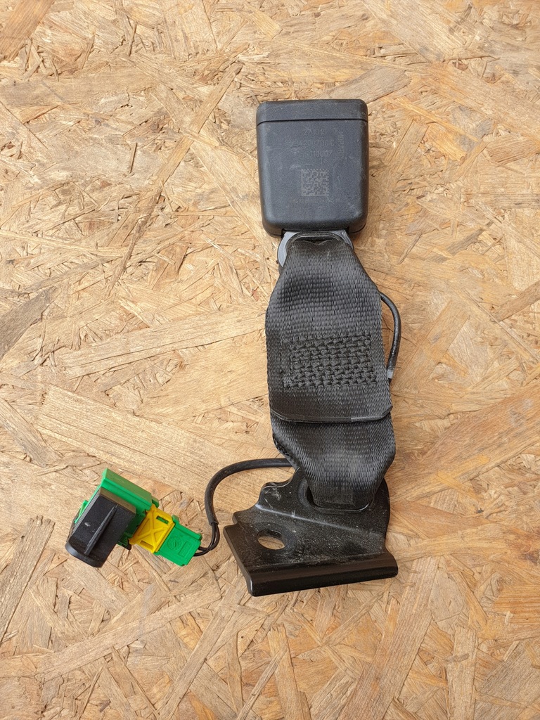 фото №2, Alfa romeo giulia клипса поперечина задняя