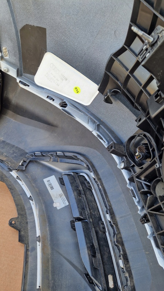 Бампер audi q3 lift 83a w колір ls9r pdcx4 bez фарбування ideał Київ
