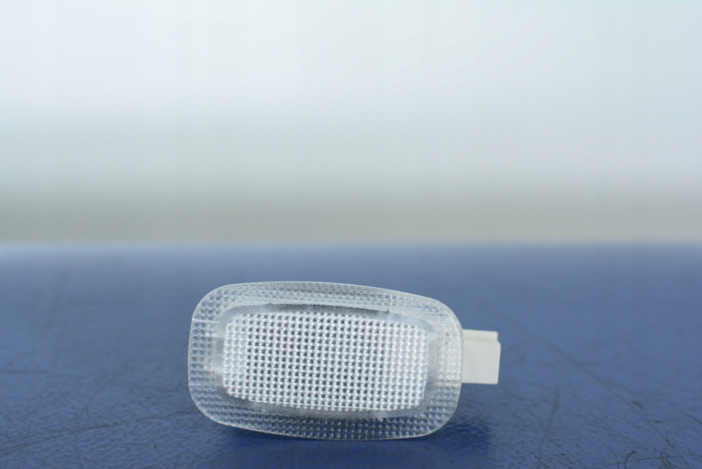 фото №1, Mercedes gle w166 лампа стельовий a0028202101