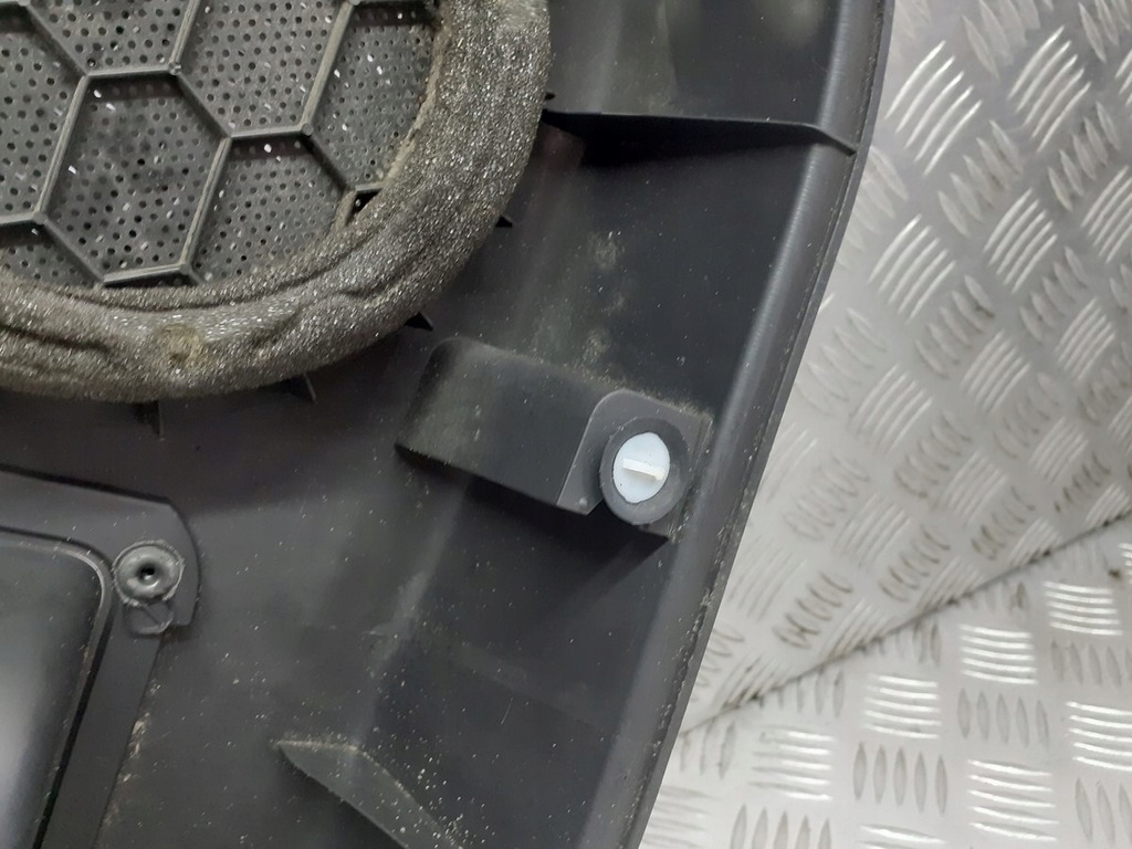 фото №8, Обшивка дверь правый задний citroen c3 picasso