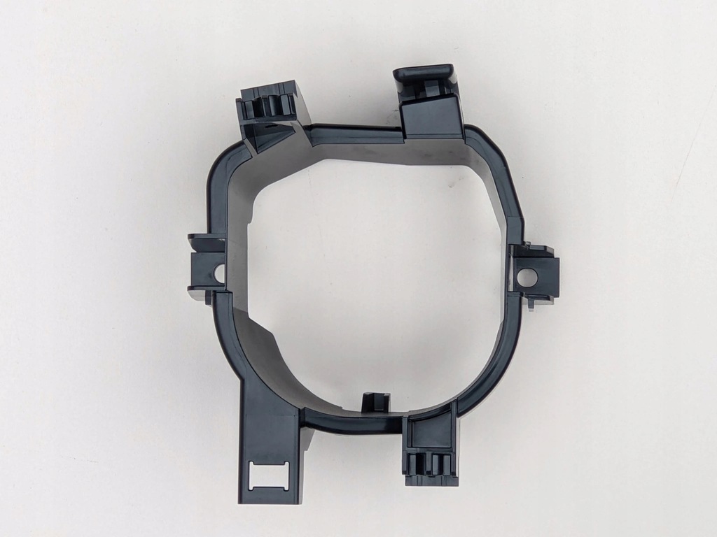 фото №1, Navara iv np300 d23 рамка противотуманной фары левый перед 15-