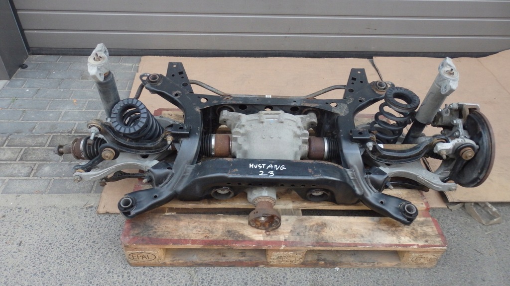 фото №1, Ford mustang 2.3 2015 підвіска задні міст підрамник