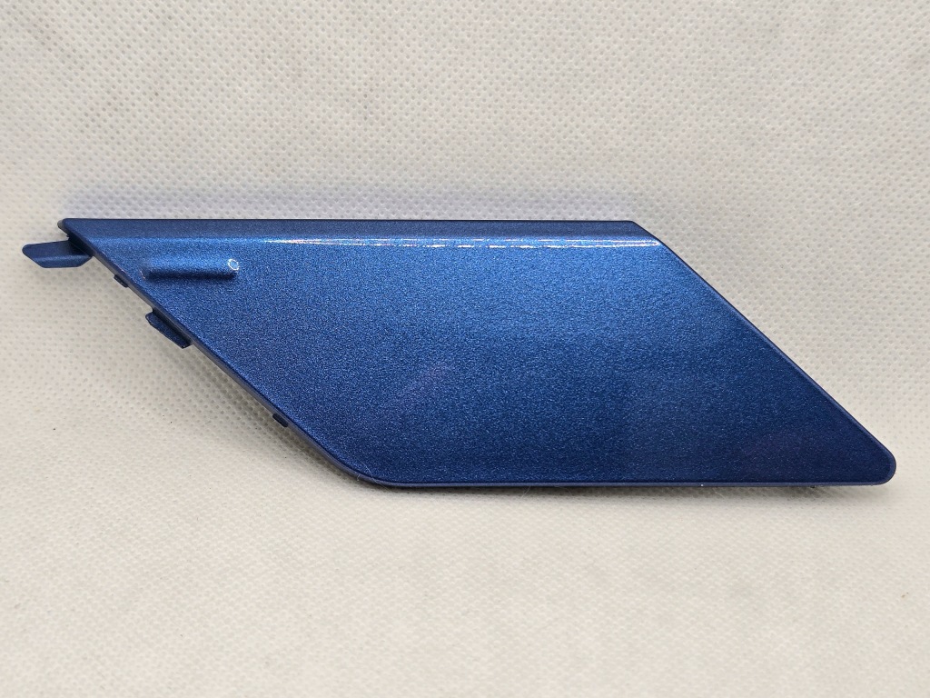 фото №1, Volvo xc60 ii 2017 - заглушка фаркоп буксирувальний бампер задня