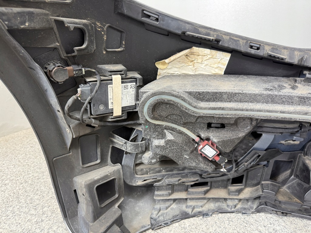 фото №16, Mercedes w213 amg перед капот бампер лампи pas лампи multibeam błoniki 992