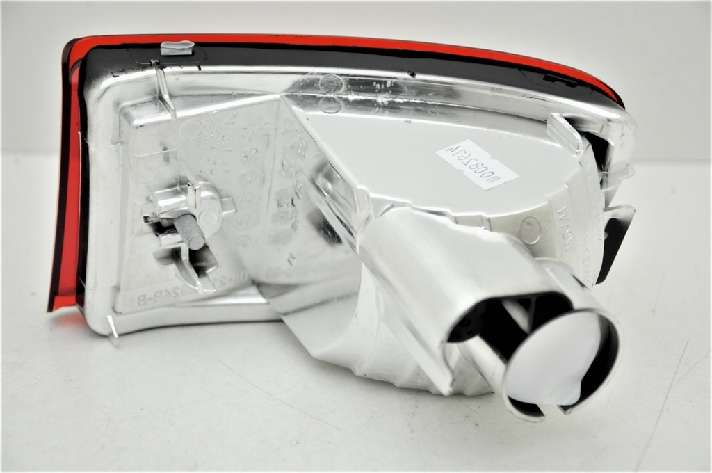 фото №3, Toyota 4 runner 2006- 2009 лампа задня ліва nowa