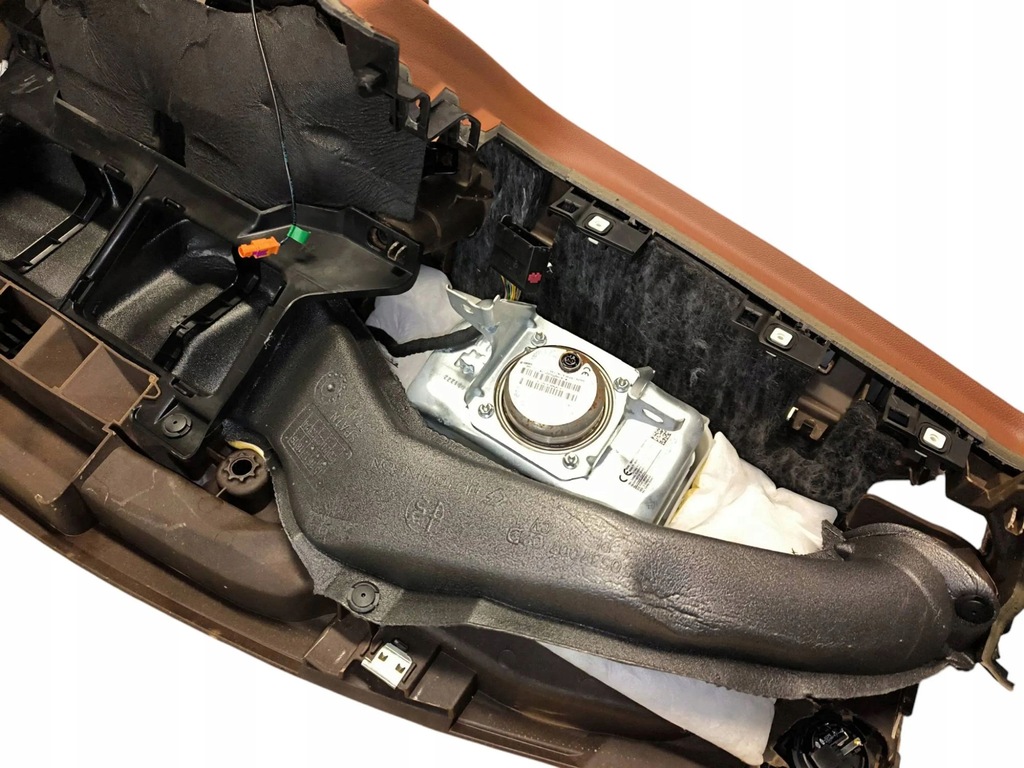 фото №10, Alfa romeo giulia 2019 панель приладів приладова