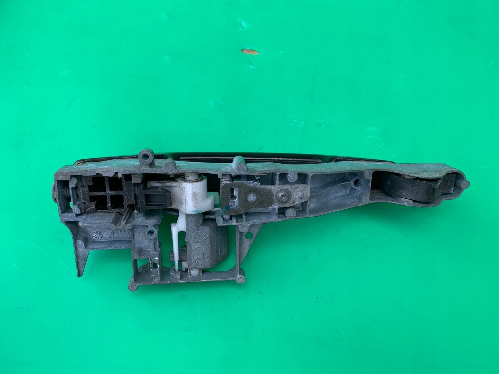 фото №6, Ручка наружная правая задняя peugeot 308 i t7 ktv