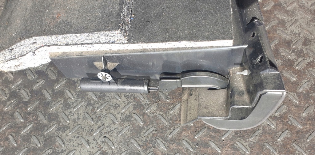 фото №5, Бардачок пассажира mercedes a-klasa w168