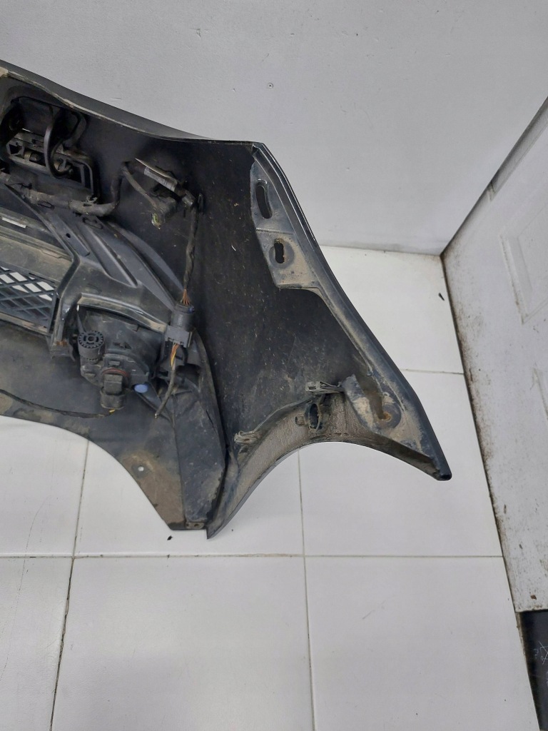 фото №11, Bmw 7 f01 f02 08r бампер перед pdc омыватель black sapphire металлик 475/9