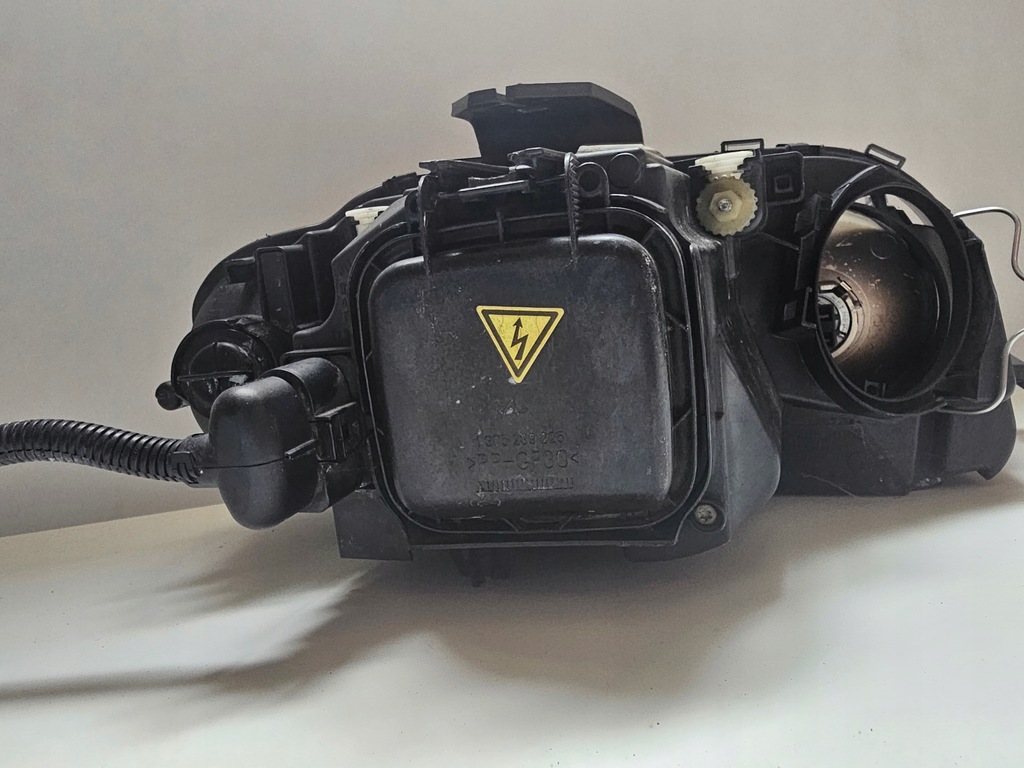 фото №10, Лампа ліва передня audi a3 8p 8p0941029m