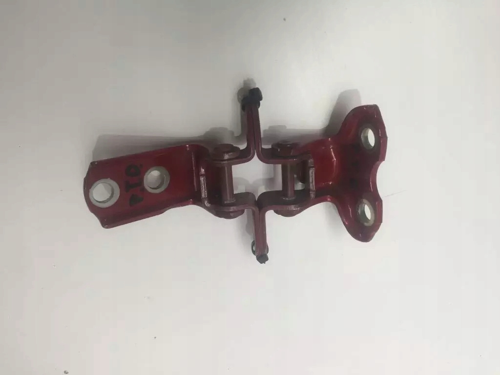 фото №1, Lexus is 300h 200t 2016r петля дверь правый задняя