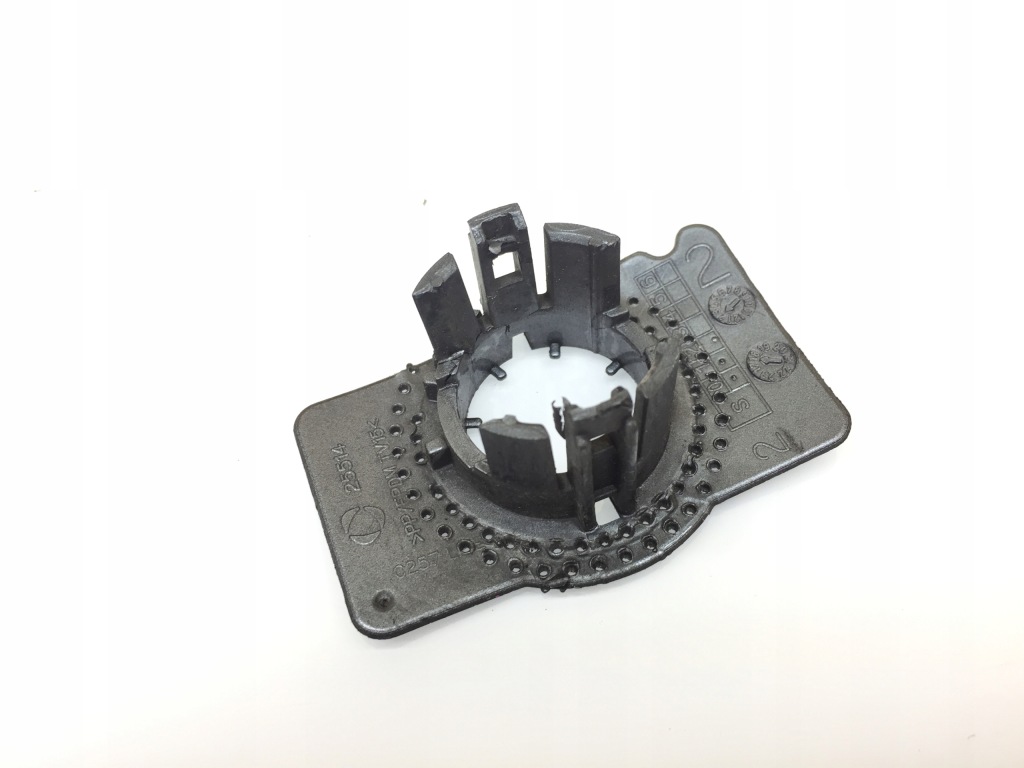 Cls w257 amg кронштейн держатель pdc левый перед Цена