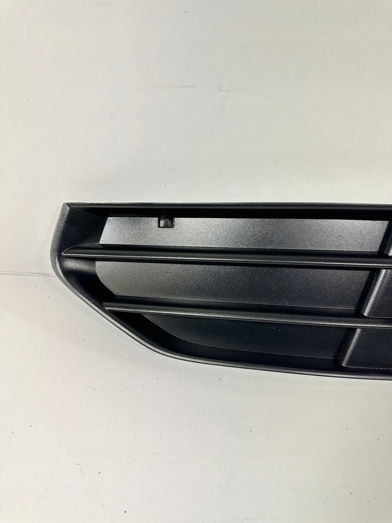 фото №13, Решётка бампера левая audi a4 b8 allroad 8k0807681