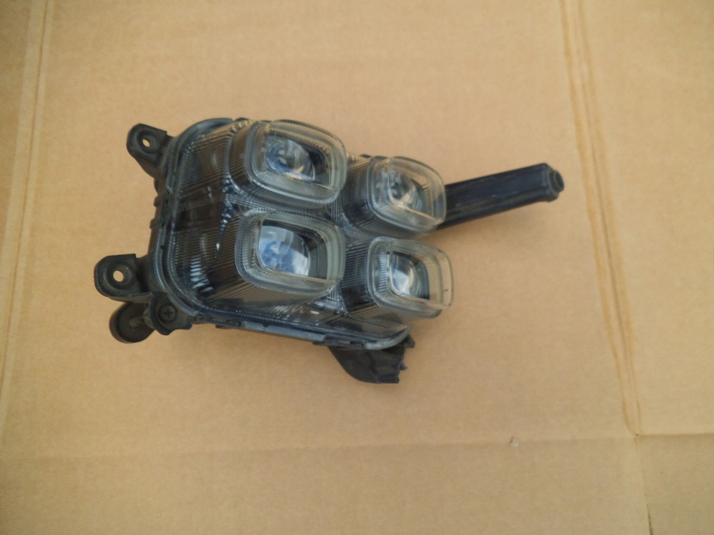 фото №5, Led противотуманная фара kia оригинальный номер 92202-f1100