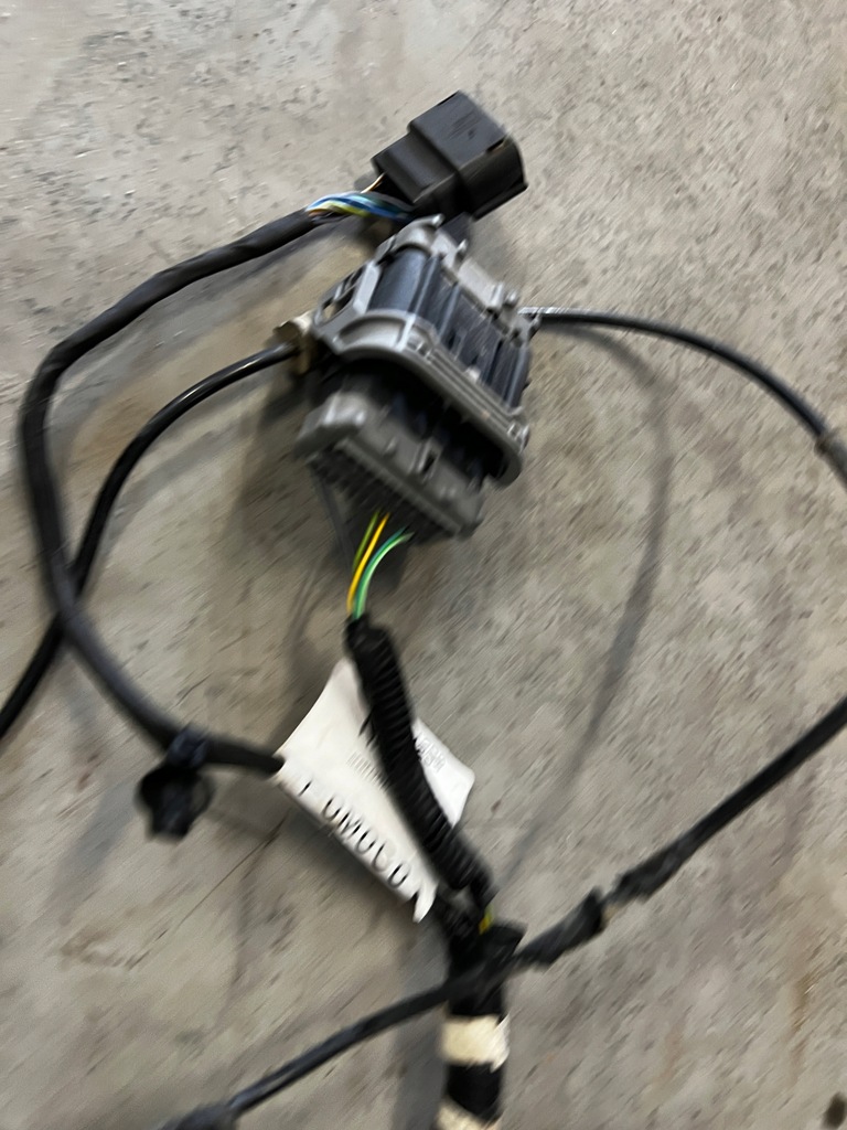 фото №12, Проводка жгут отсек двигателя ford escape mk4 1.5 eb