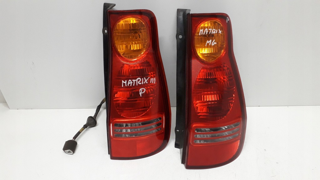 фото №1, Hyundai matrix 01-06 лампа права задня + вкладиш