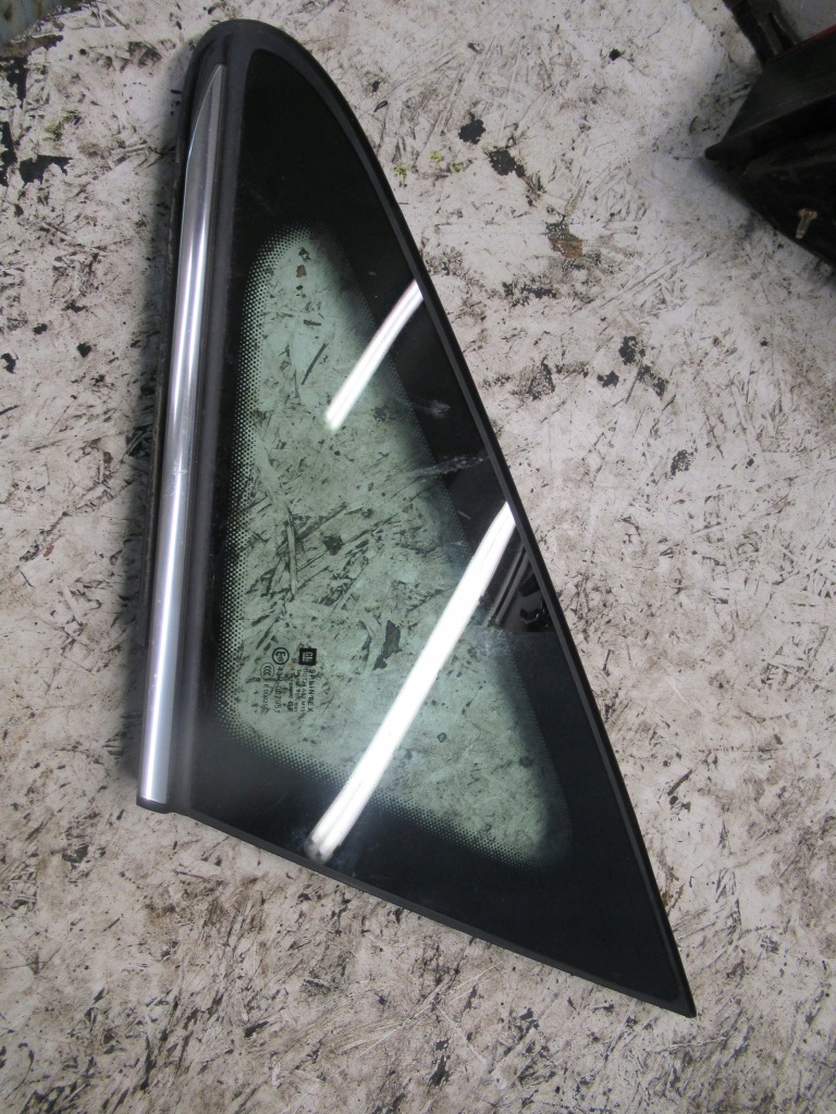 фото №1, Скло трикутне права передня opel zafira b