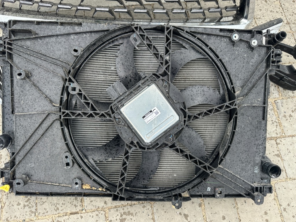 Купити Toyota rav4 v lexus nx ii вентилятор вентилятор радіатор оригінал oem n 18-