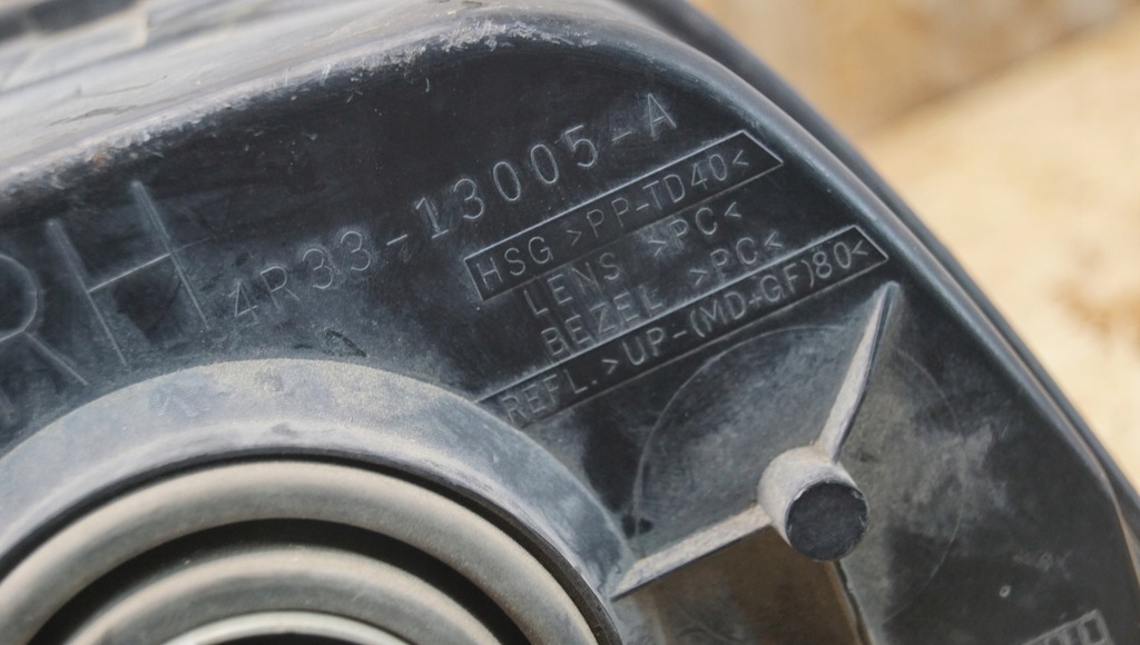 фото №16, Лампа правый перед ford mustang v 05-