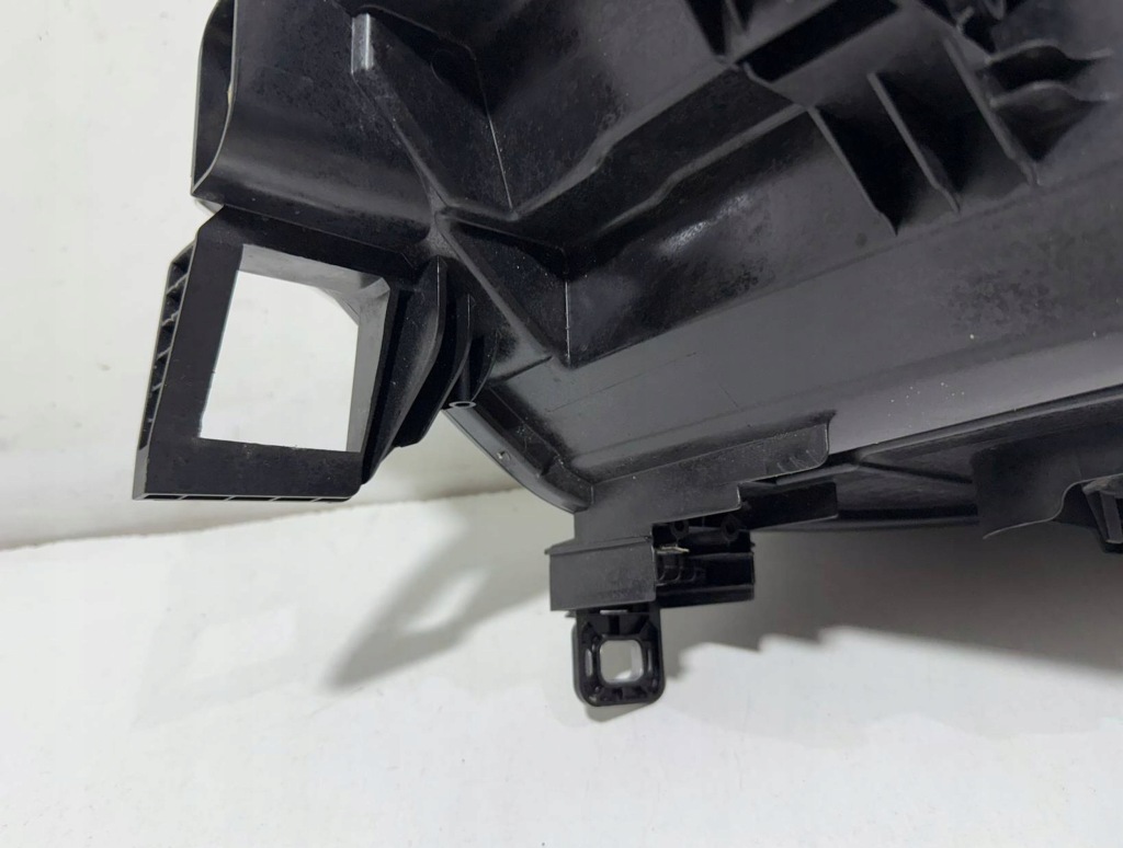 фото №9, Vw id.3 id3 10b full led лампа права перед cała bardzo ładna iq 10b941036c