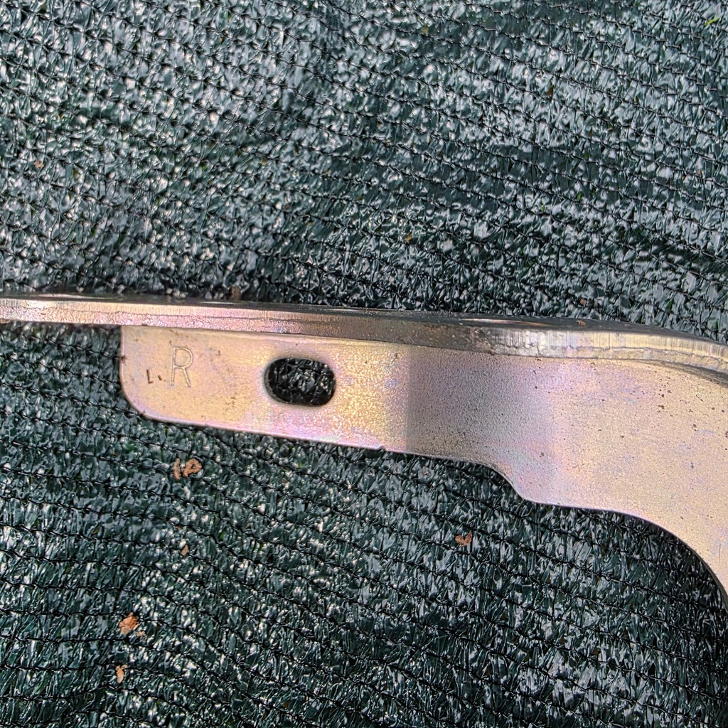 фото №8, Петли капот toyota corolla e16 e18 2013-2019r