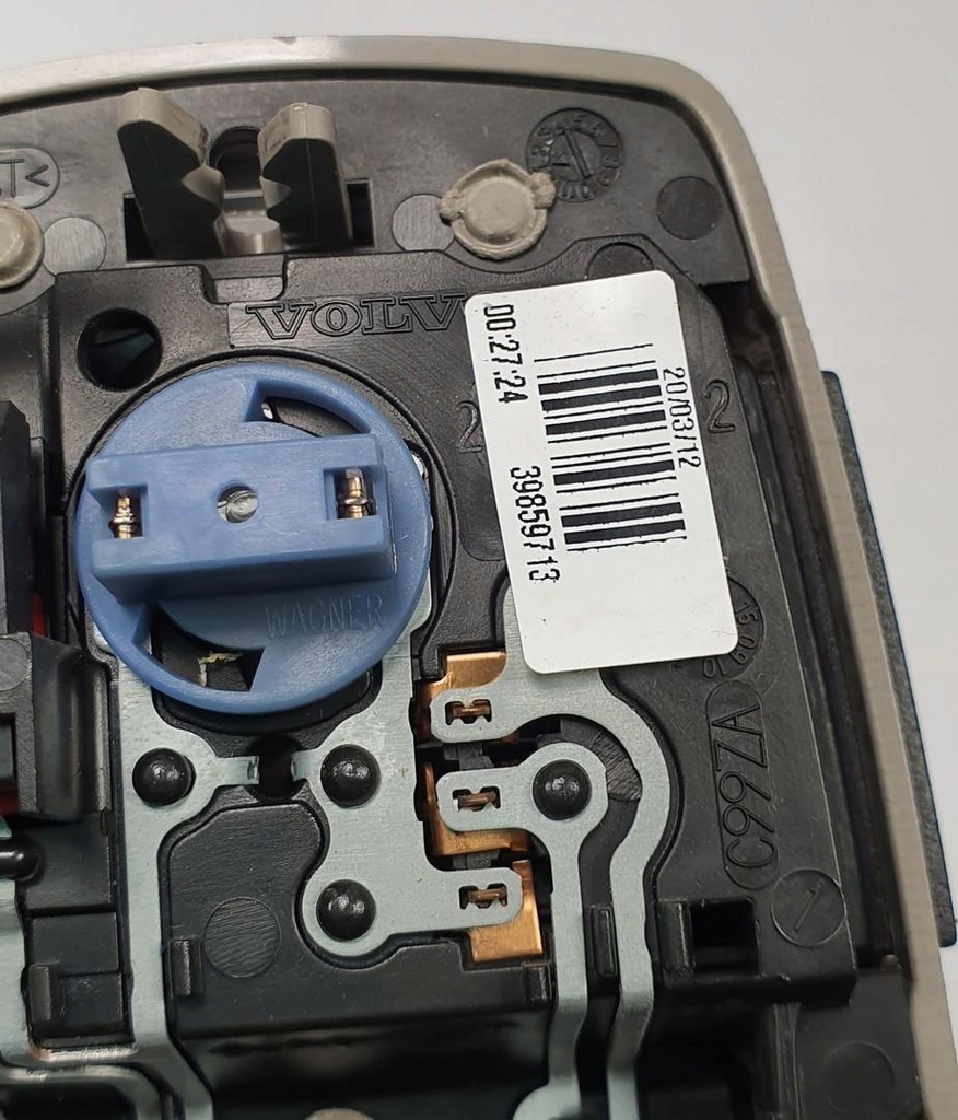 фото №5, Лампа освещение салона volvo v70 iii 39859713