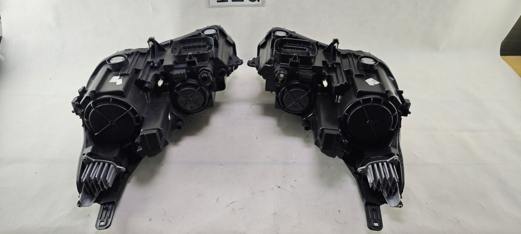 Opel crossland фара led лівий правий лампа ліва права комплект в Україні