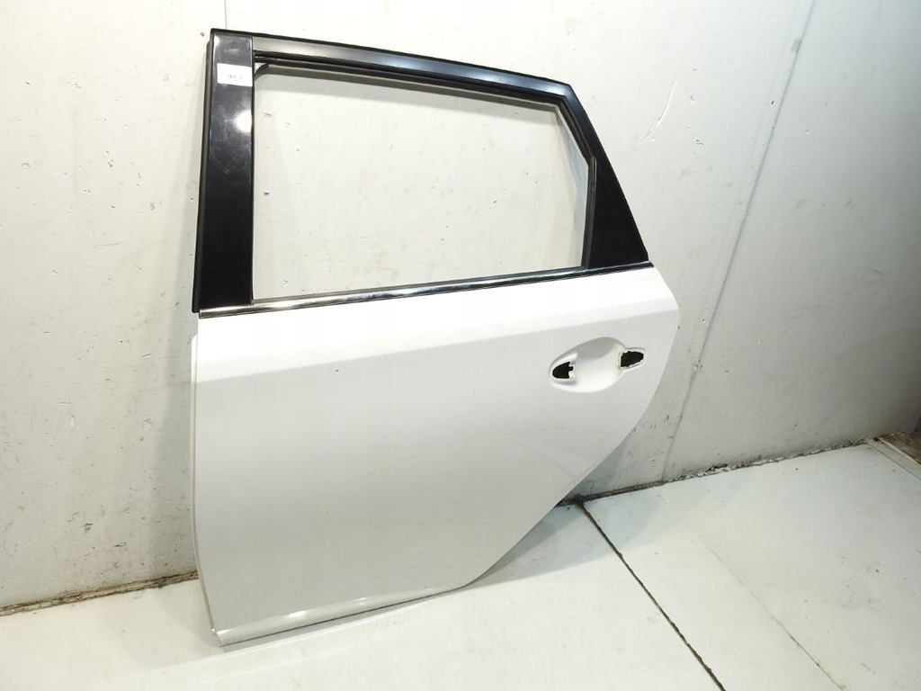 фото №8, Двері ліва задня 040 toyota auris ii