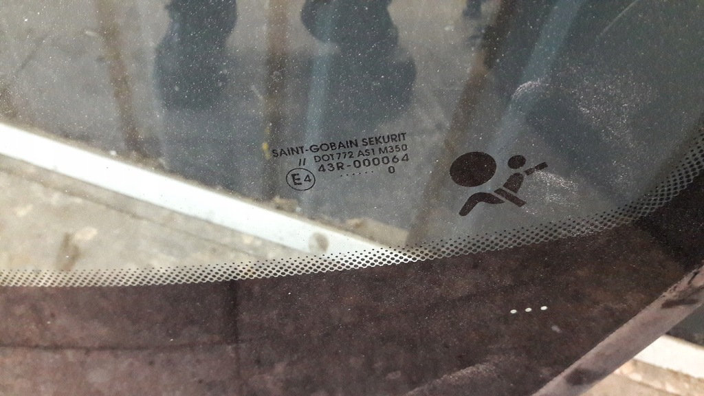 фото №4, Стекло лобовое renault megane ii h2 02r