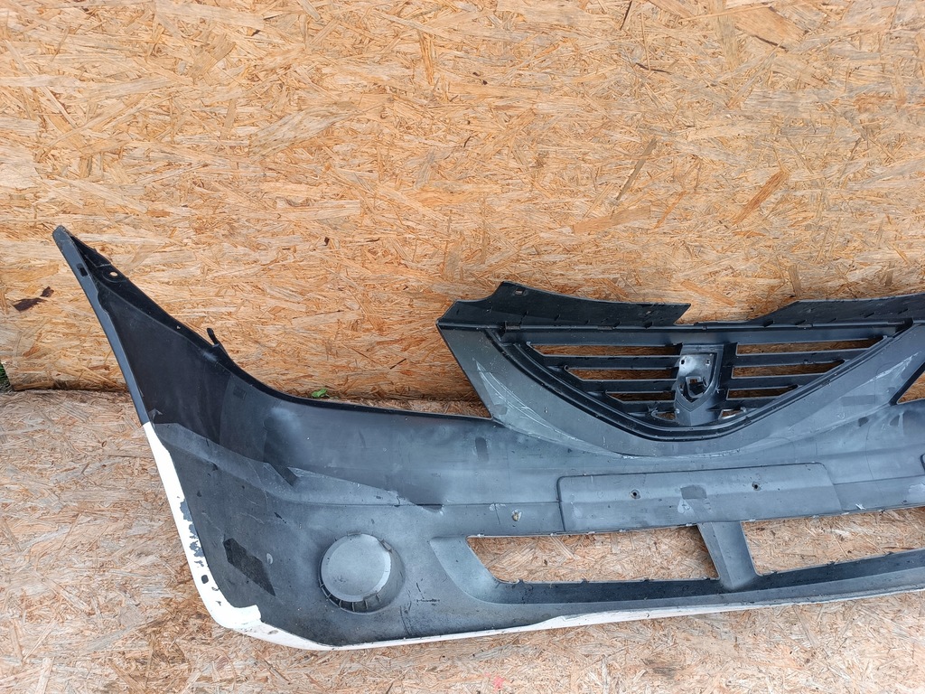 фото №15, Бампер перед передний оригинал 8200697211 dacia logan 2004-2009 8200590865