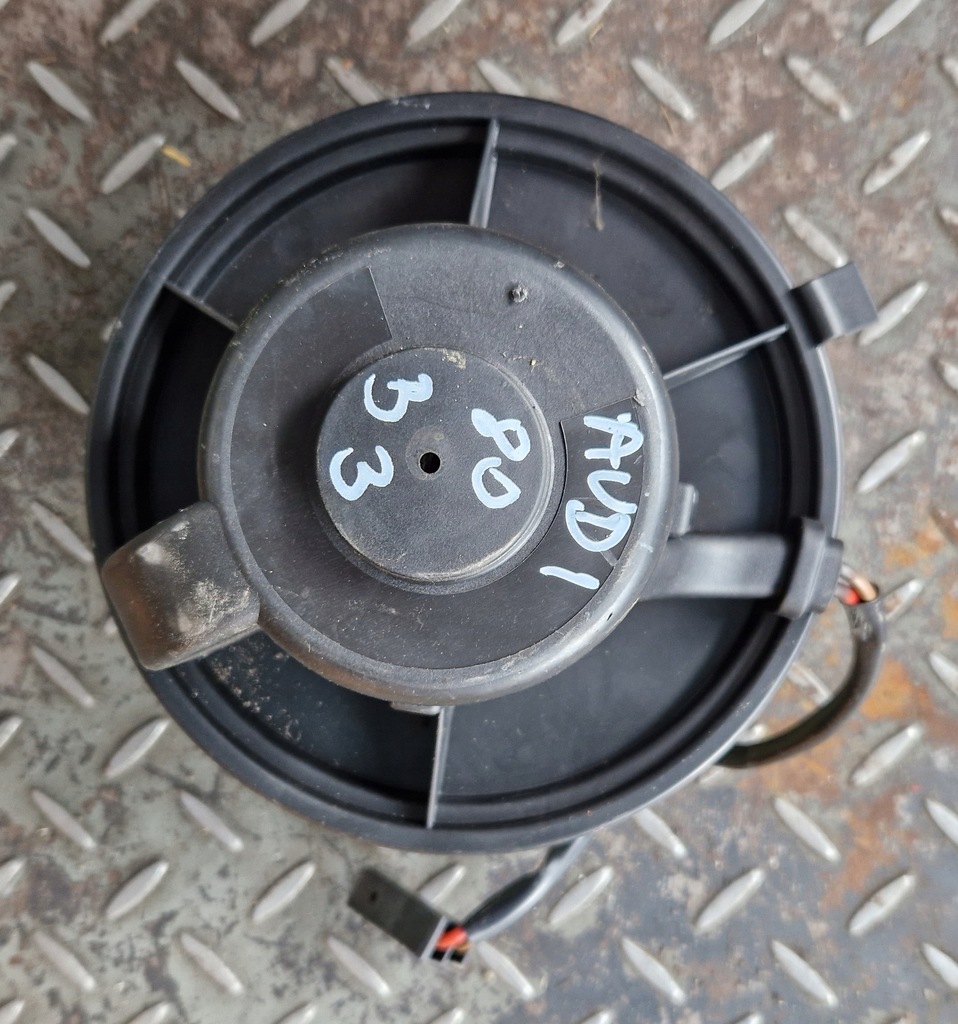 фото №1, Повітродувка вентилятор audi 80 b3 893819021