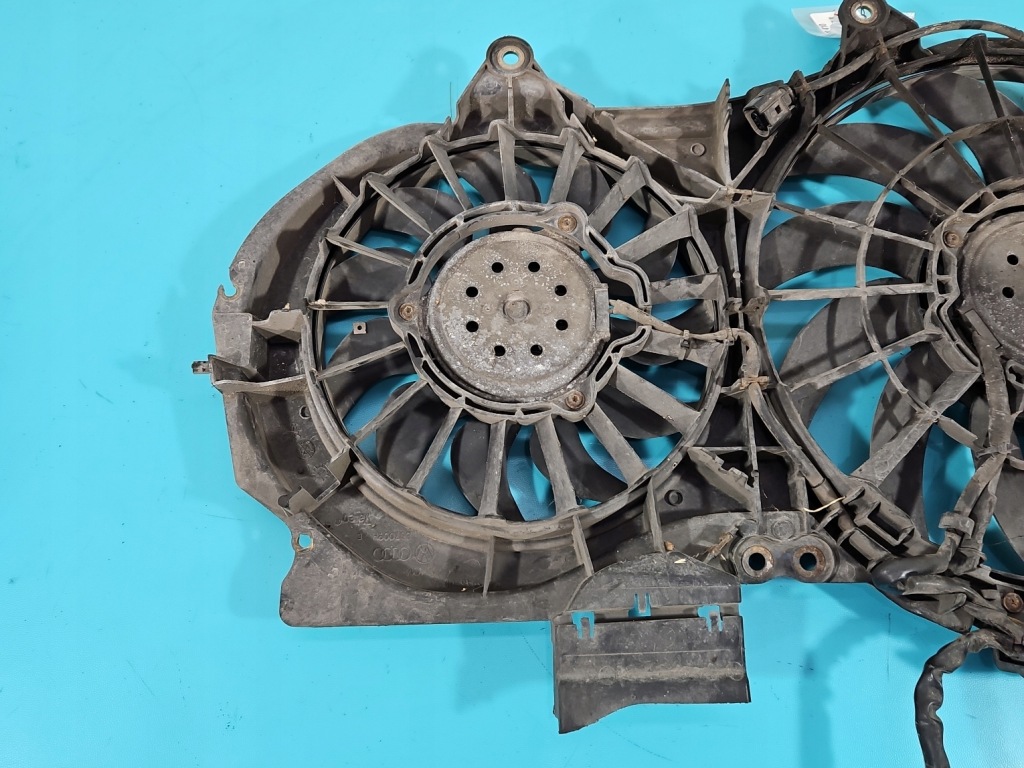 Вентилятор радиатора audi a4 b6 8e0121205m 2.0 20v Киев