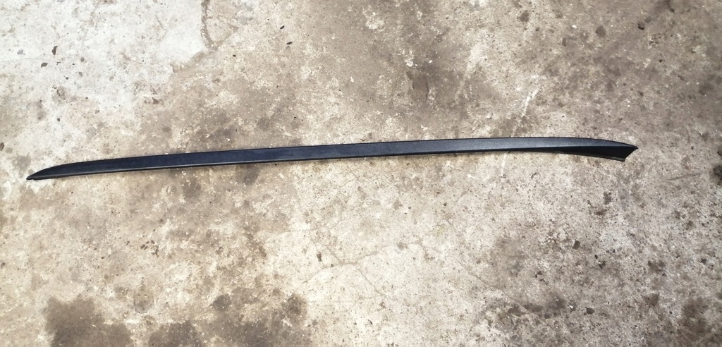 фото №1, Hyundai i30 iii молдинг стекло лобовое левая