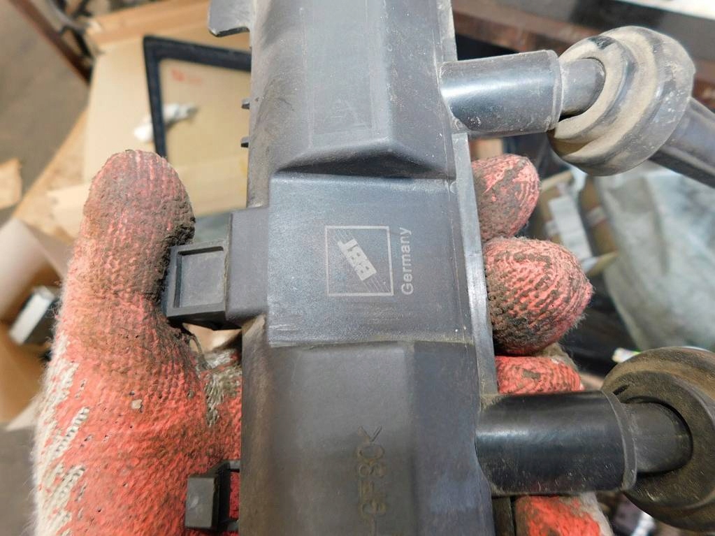 фото №5, Citroen saxo 1.4 00r котушка запалювання