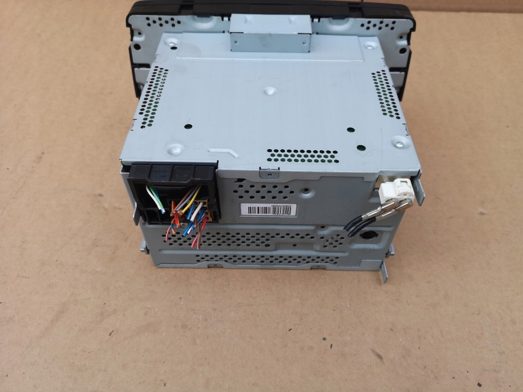 Skoda yeti рестайлінг  13-17 радіо автомагнітола мультимедіа стан bdb 1z0035156n Оригінал