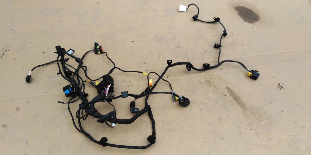 фото №2, Ferrari f8 электропроводка жгут дверь