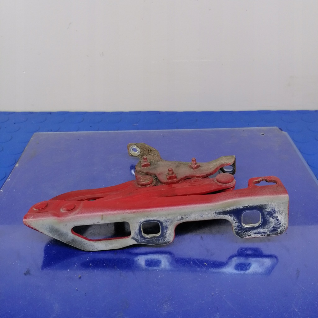 фото №1, Opel corsa d петля капот левый 13186899