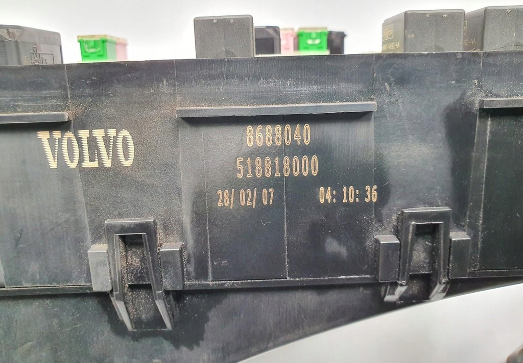 фото №5, Коробка запобіжників volvo c70 ii 30728347 8688040