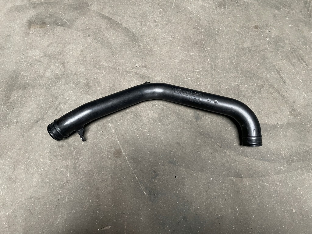 фото №1, Volvo s60 ii v60 труба интеркулер 30636784