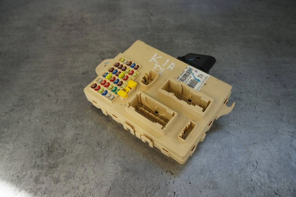 фото №1, Коробка запобіжників kia optima iii