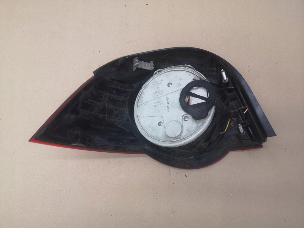 фото №7, Лампа левая правая w крыло vw eos 05-10