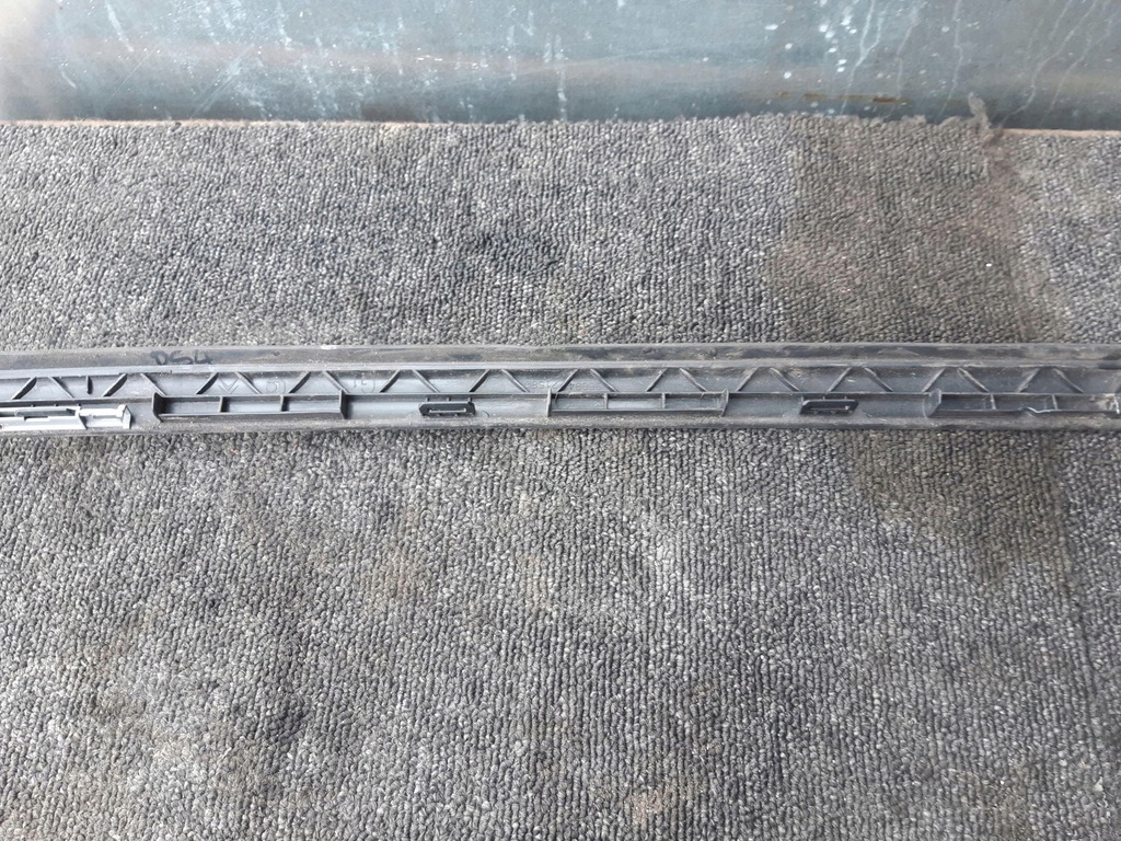 фото №14, Молдинг стекло лобовое левая 9688471580 citroen ds4