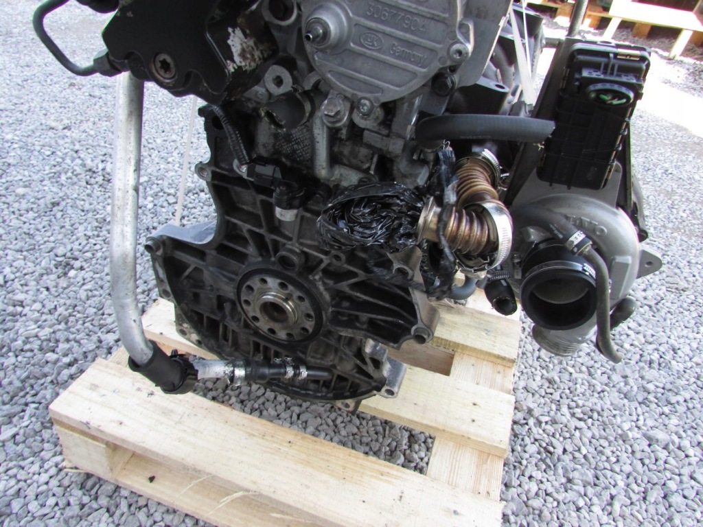 Двигун комплектний  форсунки турбонагнітач volvo xc90 2.4 d5 в Україні